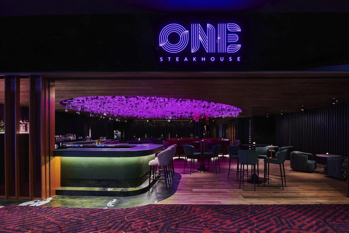 Virgin Vegas, Curio Collection By Hilton 4*